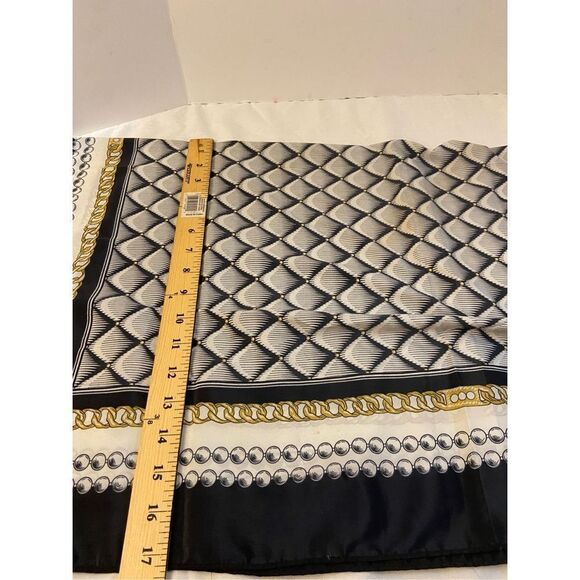 Equestrian scarf navy gold 33"x34" not branded - Picture 1 of 4